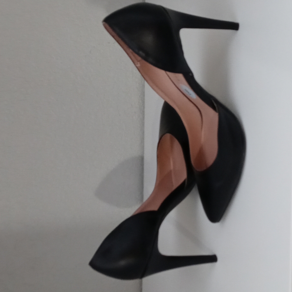 Madden Girl black heels - Picture 2 of 3